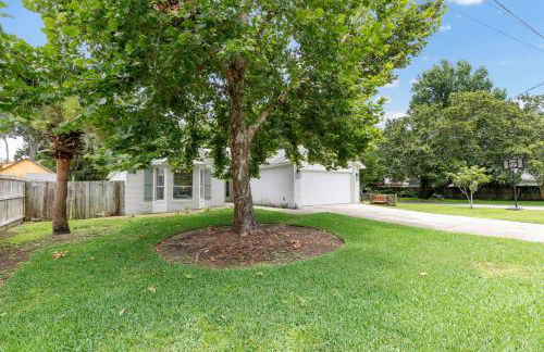 Boat House - Steps to Boat Ramp, Grill & 1 Mile to Beach - Foto 9