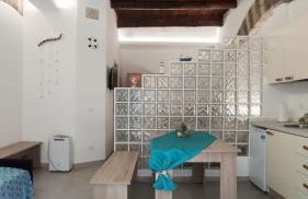 Dietro l'Angolo - Photo 12