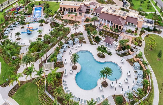 Upstay - Solara Resort Home w Pool BBQ Gamesroom - Foto 9