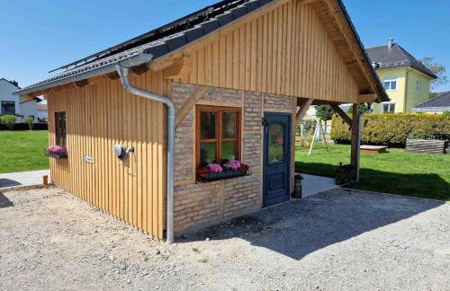 Neue moderne Ferienwohnung mit Infrarot Sauna und großen Garten - Foto 17