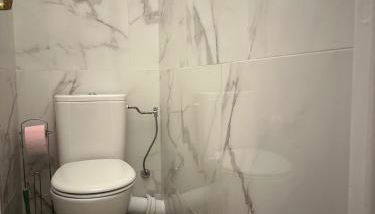 Grand Studio avec Coin Nuit et Parking - Foto 4