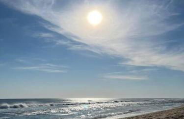 Oceanside Cottage -3BDR 2BA-Walk to Beach! - Foto 47