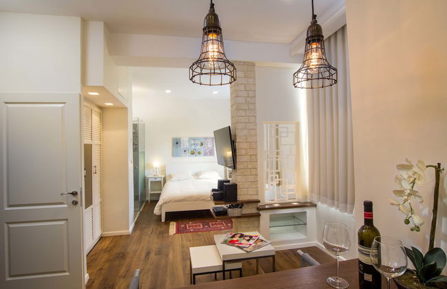 Haifa Luxury Boutique Apartments - Photo 9