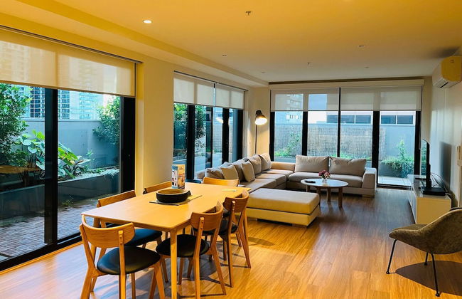 Wyndham Hotel Melbourne - Photo 9