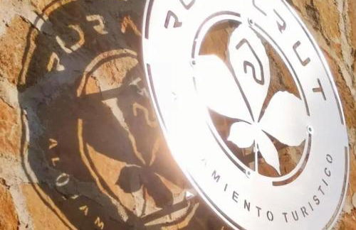 GREDOS RURALRUT cerca del CASTAÑAR de El Tiemblo, Reserva Natural VALLE DE IRUELAS, alojamiento acogedor con cabina hidromasaje, chimenea eléctrica, calefacción, wifi, cocina - Photo 17