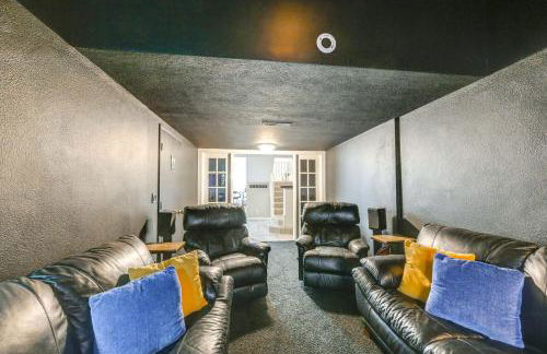 Expansive Flagstaff Family Retreat with Media Room! - Foto 12