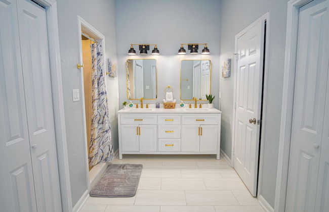 Trendy Historical Home Near Downtown Attractions - Foto 28