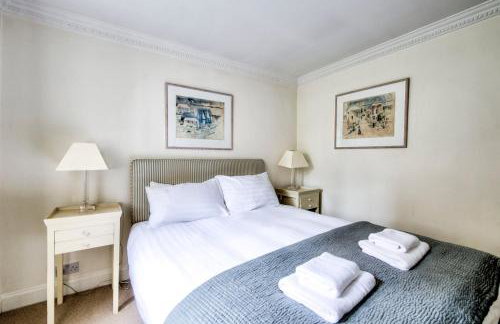 GuestReady - Classic Charm near Holyrood Park - Foto 6