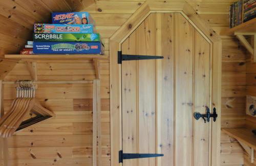 Cosy Cabins at Westfield Farm, Isle of Wight - Photo 42