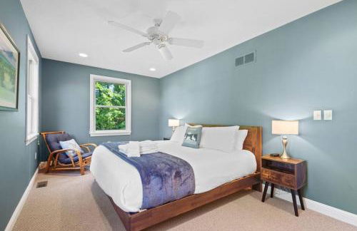 Blissful Boyne City Retreat: Luxurious & Modern! Sleeps 15! - Foto 4