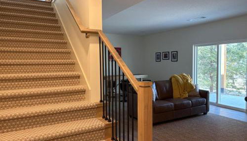 New Home Minutes to KCI Airport & Historic Weston - Foto 2