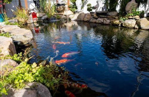 12BCozy 3BR Apartment with Koi Pond in Worcester - Foto 13