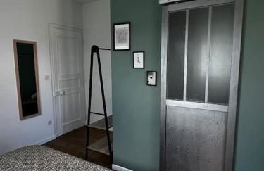 La maison des voyageurs avec grand parking privé -calme et sérénité - Foto 12