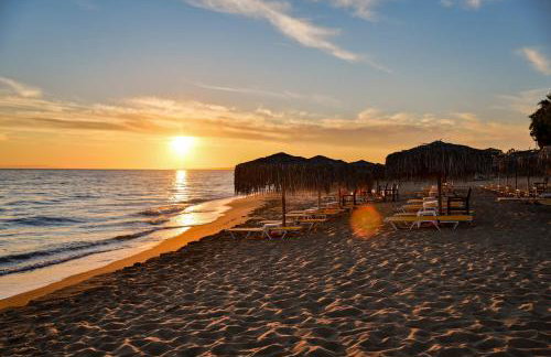 Melina Luxury Suites, Seaside Nests in Kourouta - Foto 11