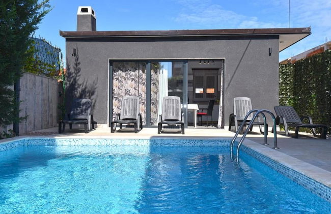 Bright Studio Apartment With Pool View - Foto 10