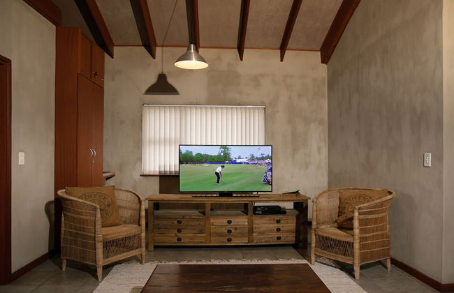 Blue Pearl - situated right on the beach - Foto 10