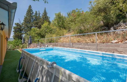 6 Bedroom Awesome Home In Prolozac - Foto 11