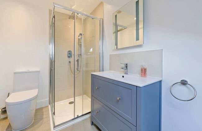 Spacious 4 Bed House, Battersea - Foto 36