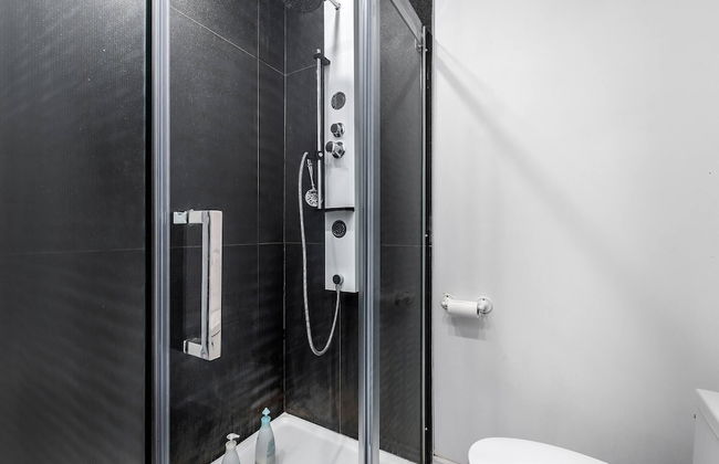 Chic Townhome With Garage Dt Mtl - Foto 17