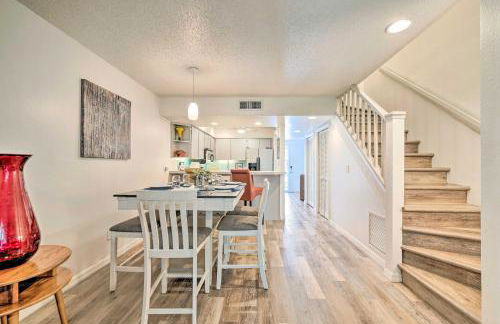 Old Florida Setting with Kayaks and Fishing Poles - Foto 8