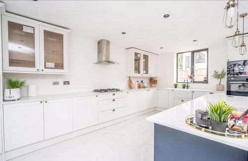 Glams beautiful luxury home - Foto 17