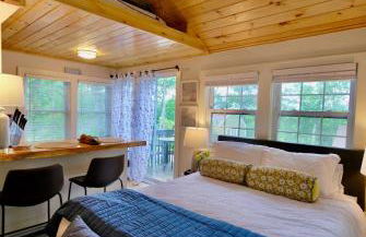 Cheerful Cottage with Loft Close to Everything 6 - Foto 23