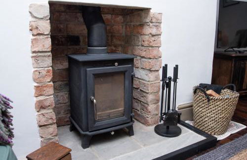 Two Bedroom Country Cottage in County Durham with Village Pub and Free Parking For Holidays and Work Stays - Foto 19