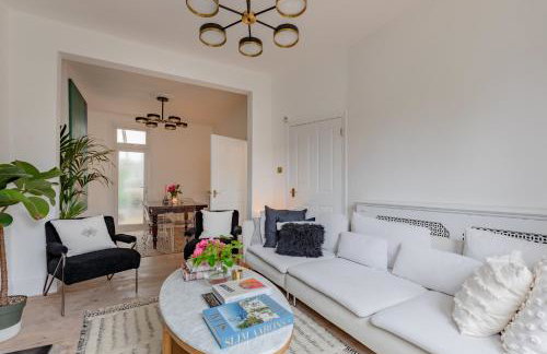 Luxuriously Curated 4BD Home Stoke Newington - Foto 1
