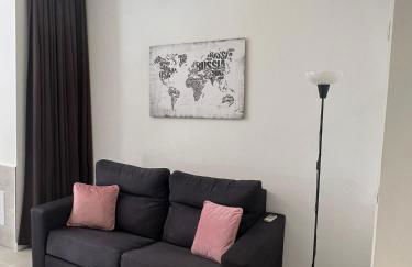 HERMOSO PISO a 3 min de la ESTACION DE BUS Y TREN AVE - Photo 19