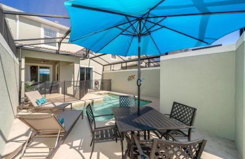 Stunning Retreat Townhouse 4 Beds and 10 Mins to Disney With Pool - Foto 16