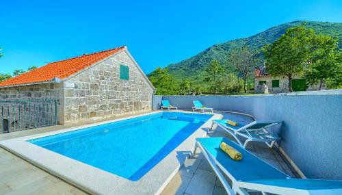 Villa Roglić with Pool and Outdoor Sports Area - Tennis, Mini Golf - Foto 5