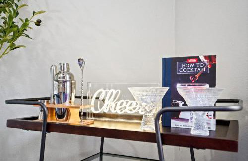 Foosball l LA Mural l DTLA l UnivStudios l BevHills - Foto 8