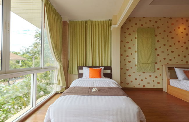 June Pool Villa - Photo 14