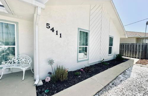 Sea Salt Vacation Home, Private Pool - Walk to Beach - Foto 35