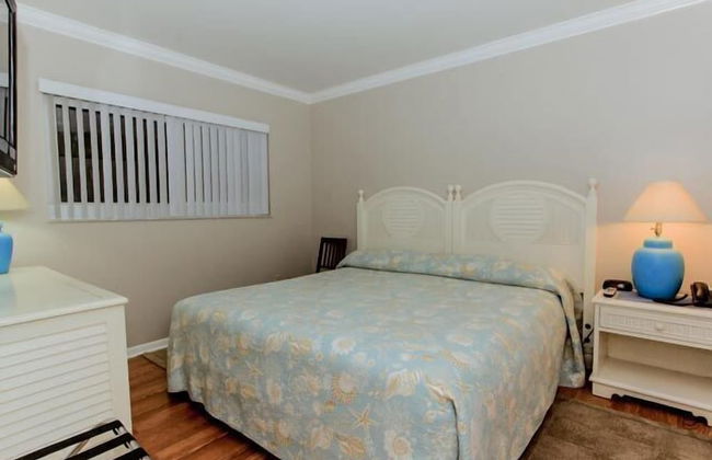 Gulfview Manor Resort - Photo 3