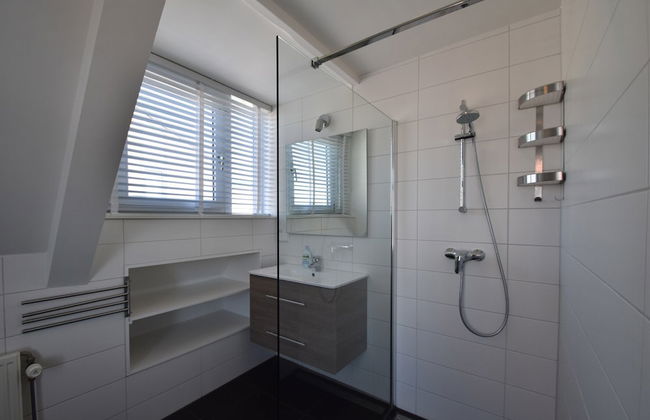 Cozy Apartment in Bergen aan Zee near Beach - Photo 12