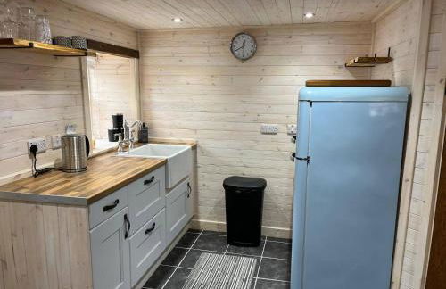 Cozy Seaside Retreat in Peterhead - Photo 10