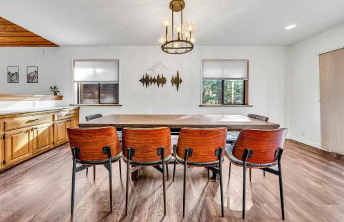 Tahoe Retreat with Decks and Separate Studio - Foto 14