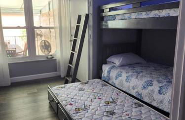 Blue Heaven in the Heart of Stuart Heat salt pool - Foto 35