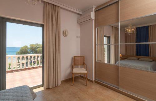 Marika Seaside Villa - Photo 13