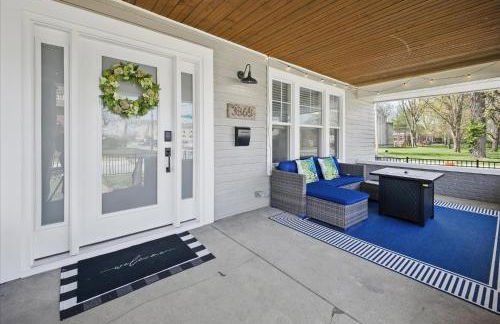 Family Spacious 5BR Retreat w Game Filled Basement Suite - Foto 1