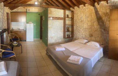 KALIVA near the beach - Photo 7