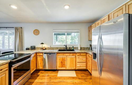 Access to Pine Mountain Lake Family Cabin with Deck - Foto 8