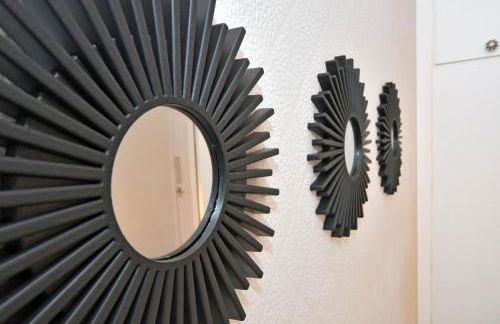 Elm House by YourStays - Lovely home in Cheshire, quiet residential street - Photo 49