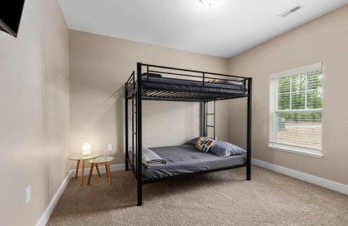 Modern 2BR 2BA New Build Condo with Garage & Patio - Foto 30