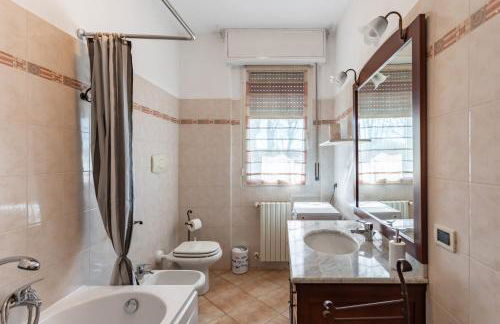 Lilly House - Travacò Siccomario - by HOST4U - Photo 16