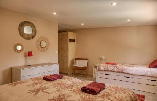 Villa Quatreal Piscine privée, chauffée - Foto 21