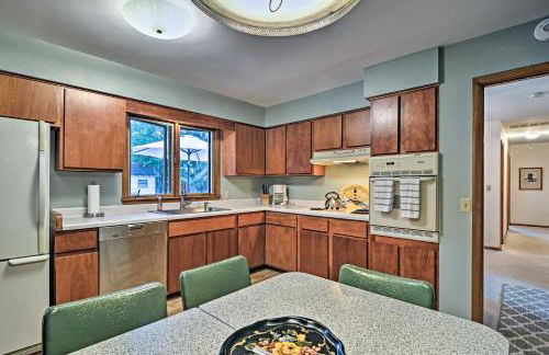 Lake Huron House with Grill and Beach Access! - Foto 10