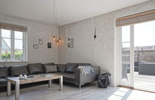 8 Person Holiday Home in Ronne - Photo 7