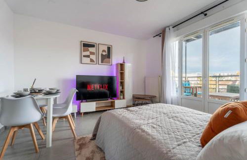 L'Excellent - Grand Cinema - Grand Marché - Netflix - Foto 28